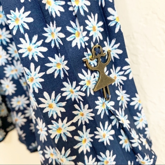 ISABELA CAPETO PARA C&A Pleated Daisy Print Skirt - Picture 4 of 6